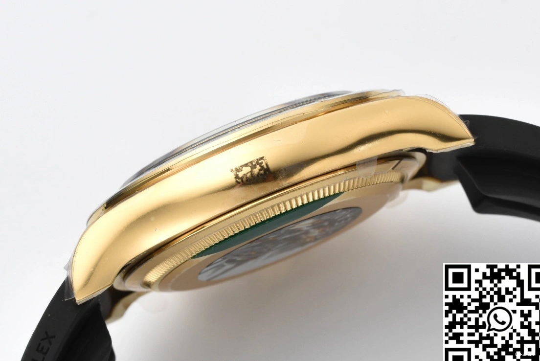 Rolex Clean Cosmograph M126518 Black Factory Daytona Bezel 1225